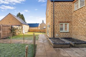 Photo 25- click for photo gallery